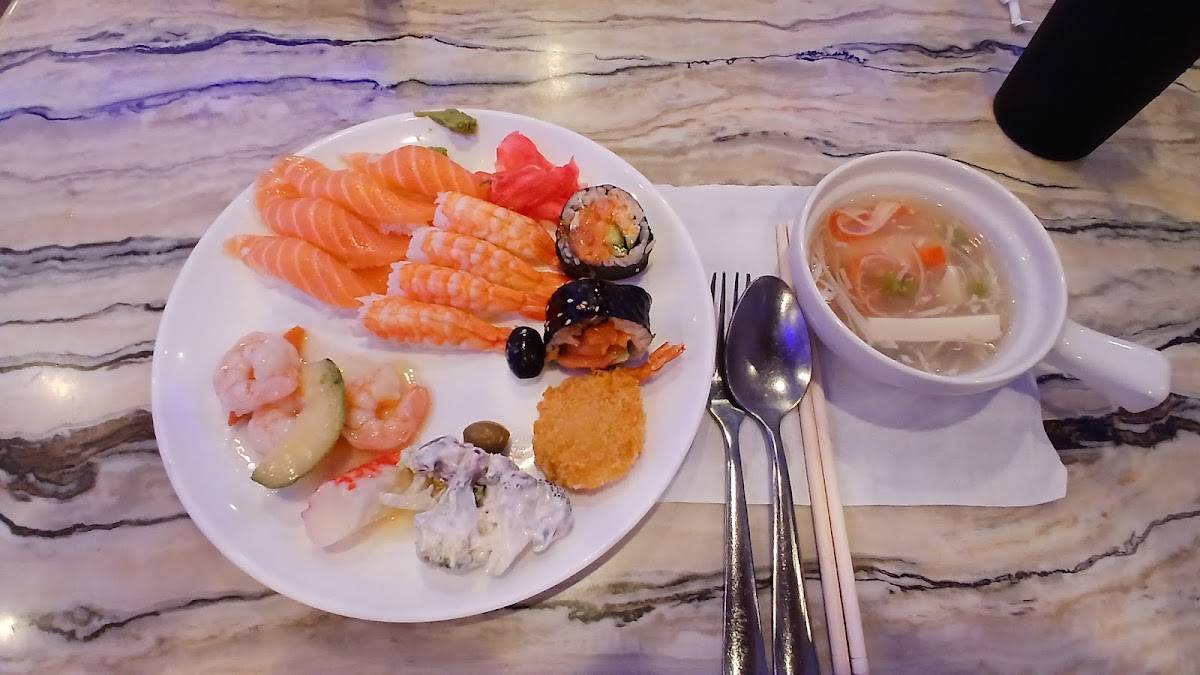 King Buffet restaurant in Los Angeles - photo 9