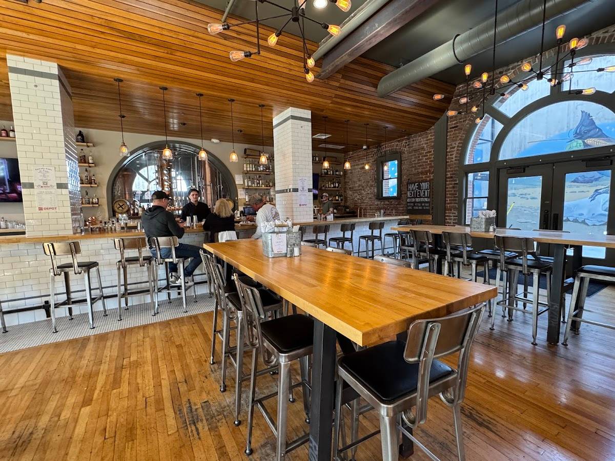 The Depot Craft Brewery & Distillery restaurant in Reno - photo 2