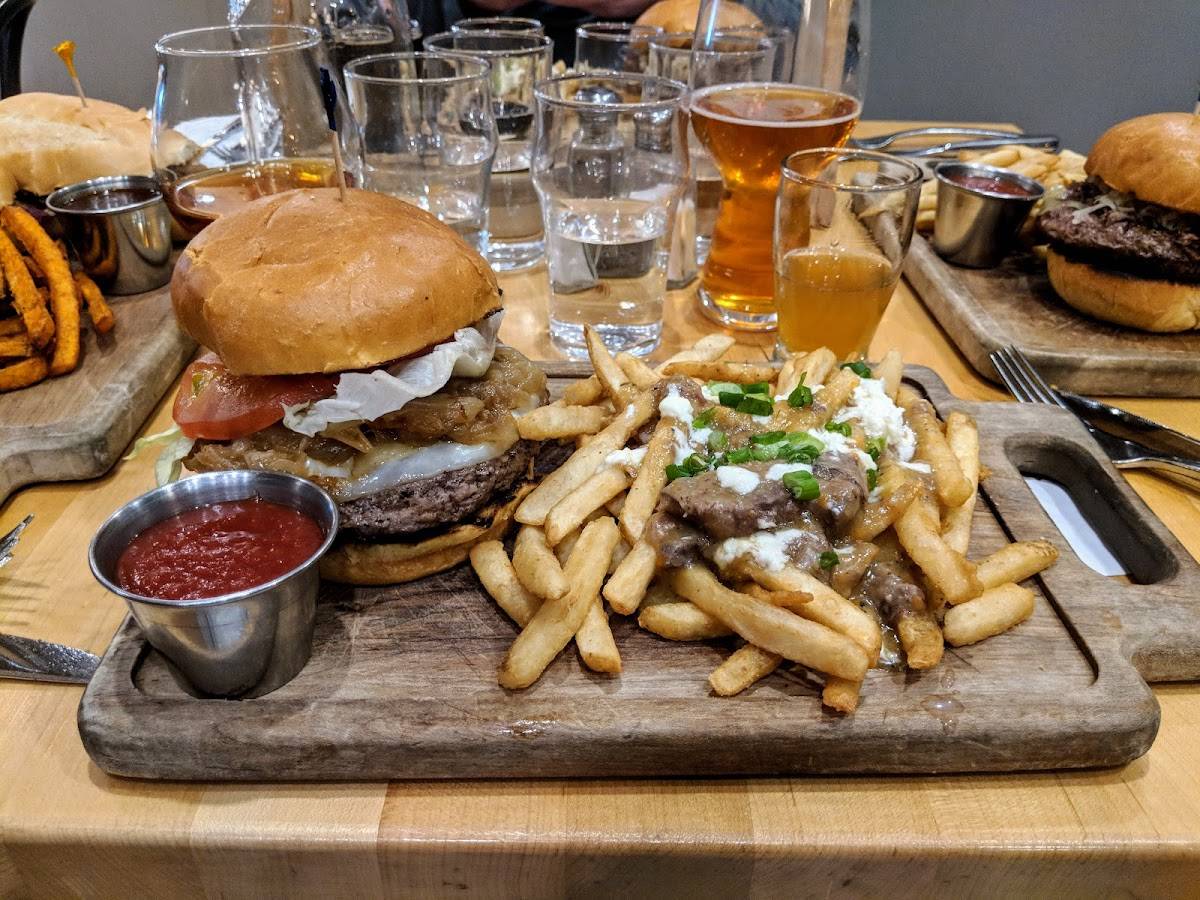 The Depot Craft Brewery & Distillery restaurant in Reno - photo 4