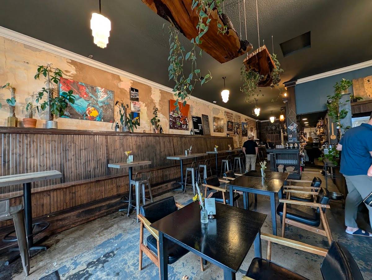 Blind Pig restaurant in Carlton - photo 5