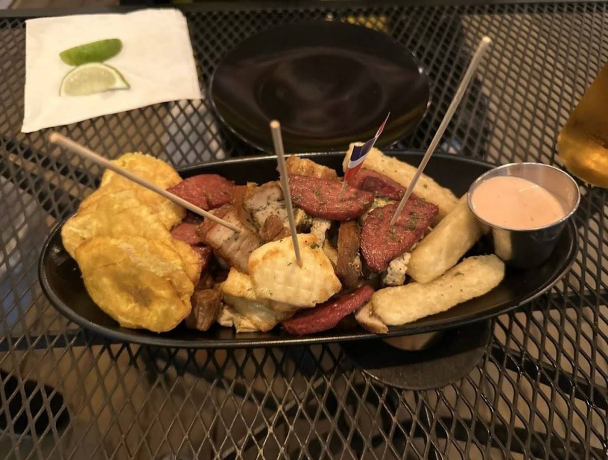 Monarca Bar & Grill by Mi Patio restaurant in Katy - photo 8