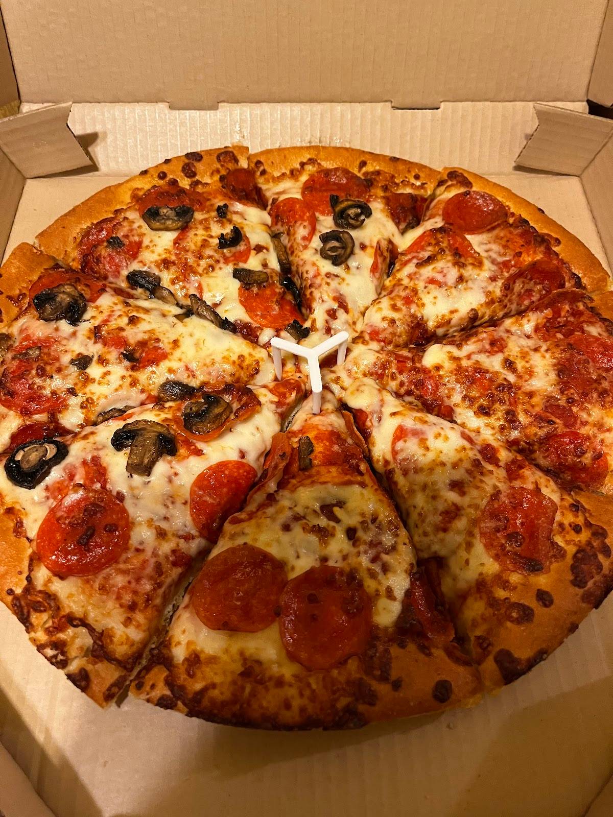 Pizza Hut restaurant in Albuquerque - photo 4