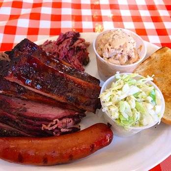 Salinas City BBQ restaurant in Salinas - photo 10