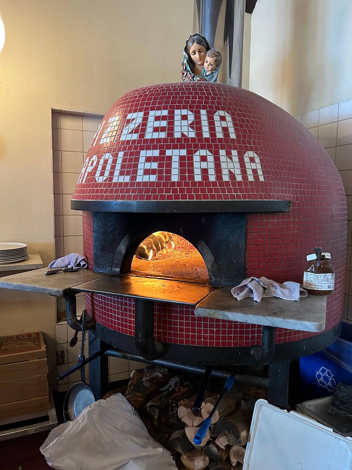 Pizzeria 22 restaurant in Seattle - photo 4