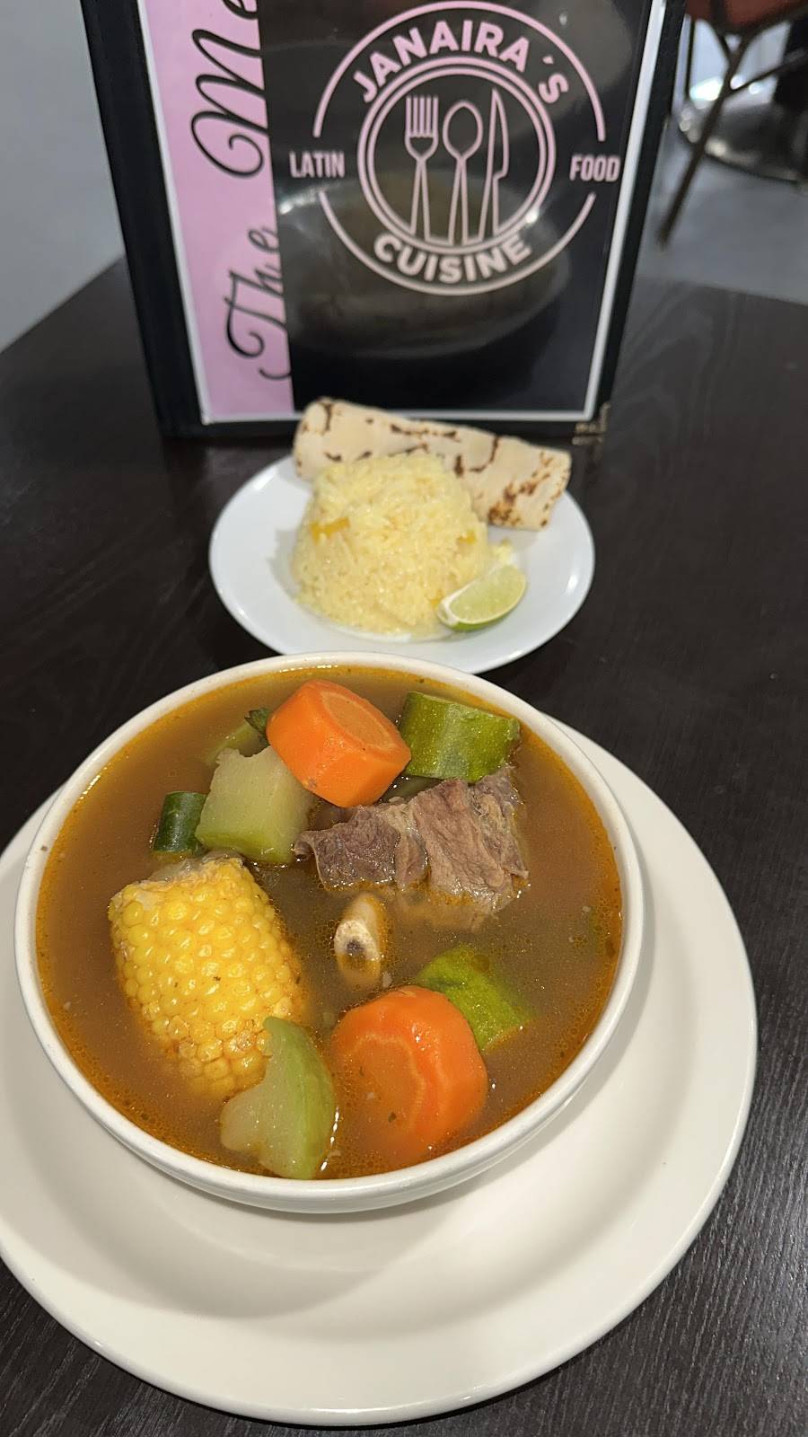 Janairas Cuisine restaurant in Kenner - photo 2