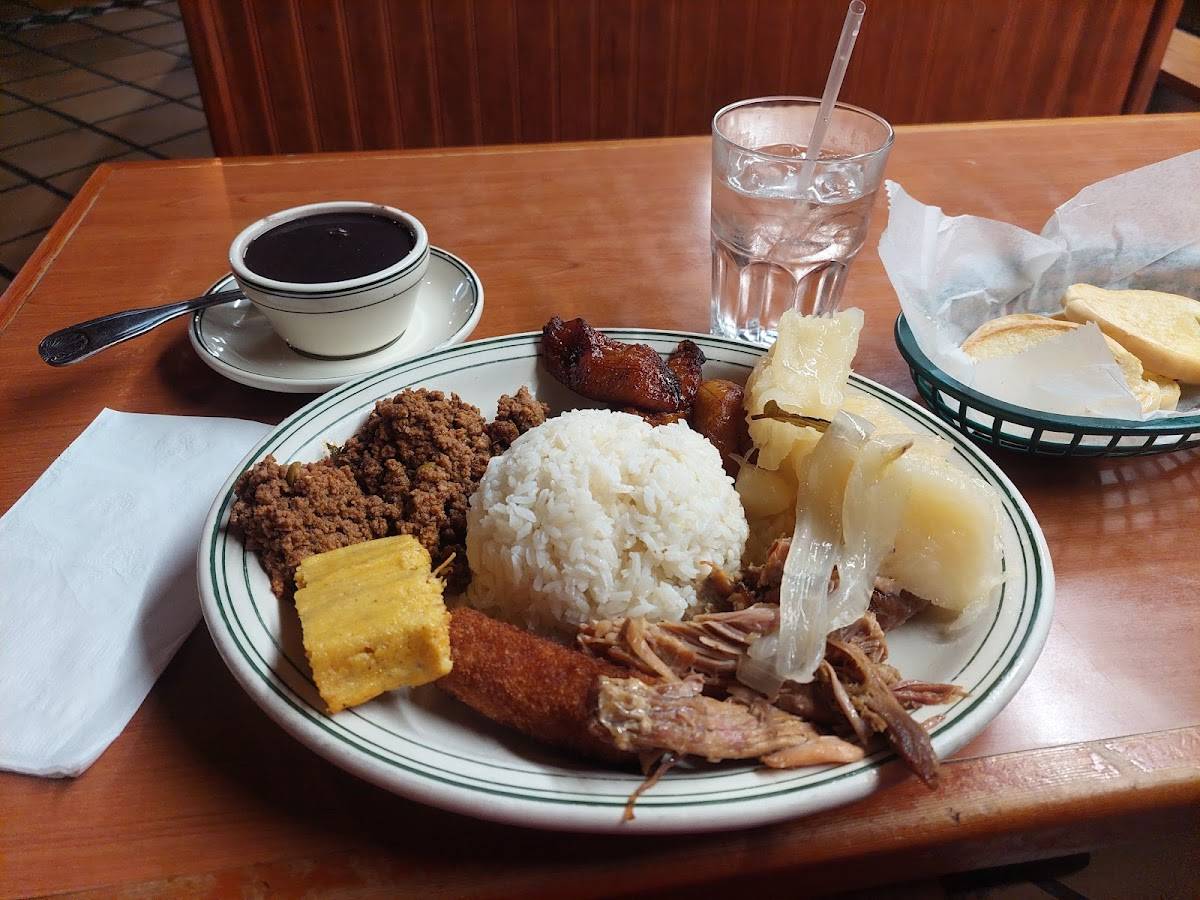 La Carreta restaurant in Miami - photo 2