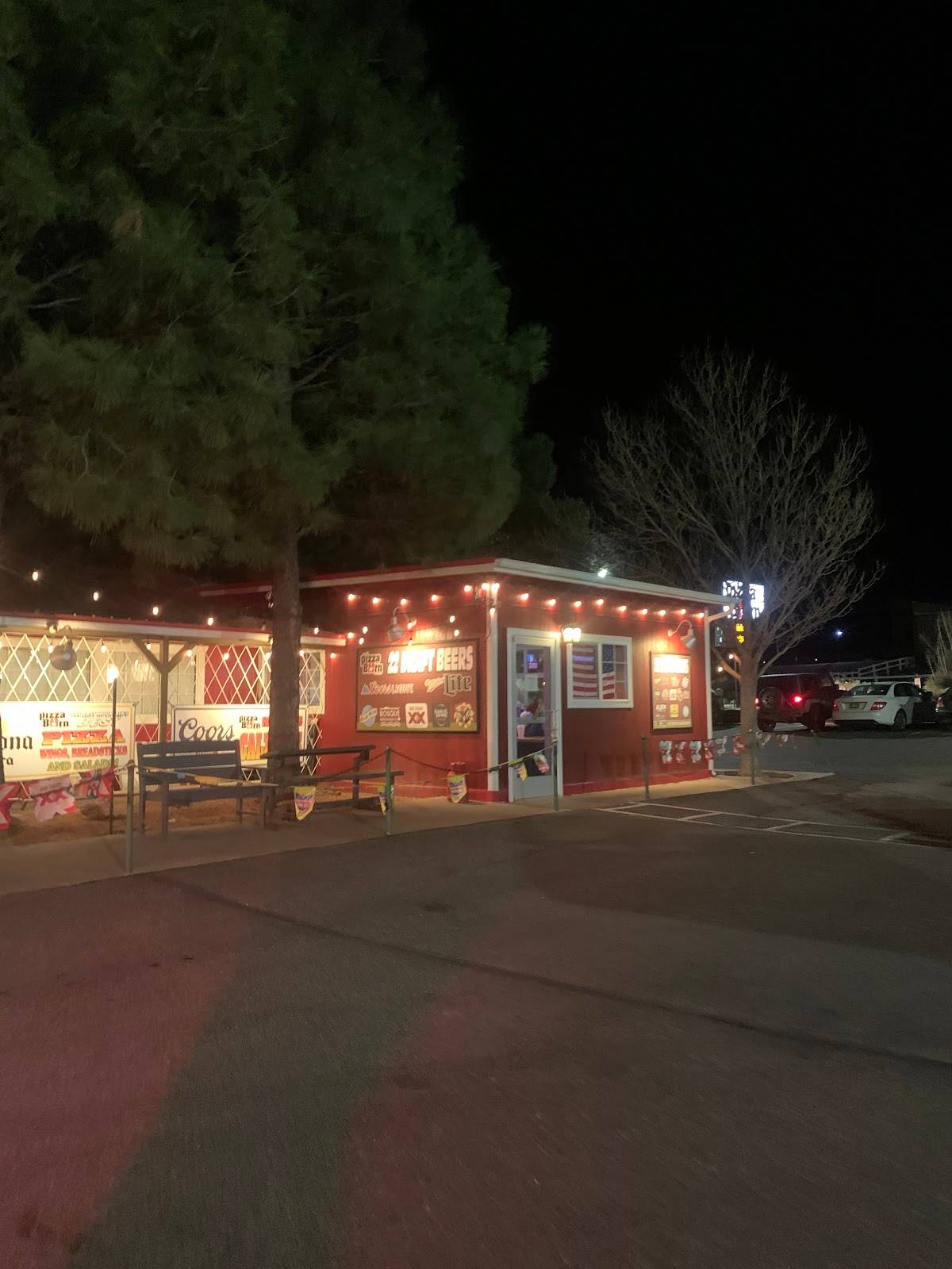 Pizza Barn restaurant in Edgewood - photo 8