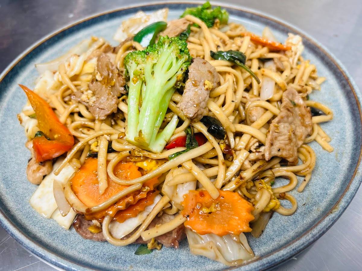 Baan Thai Cuisine restaurant in Humble - photo 3