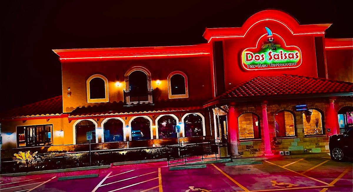 Dos Salsas restaurant in Cedar Park - photo 8