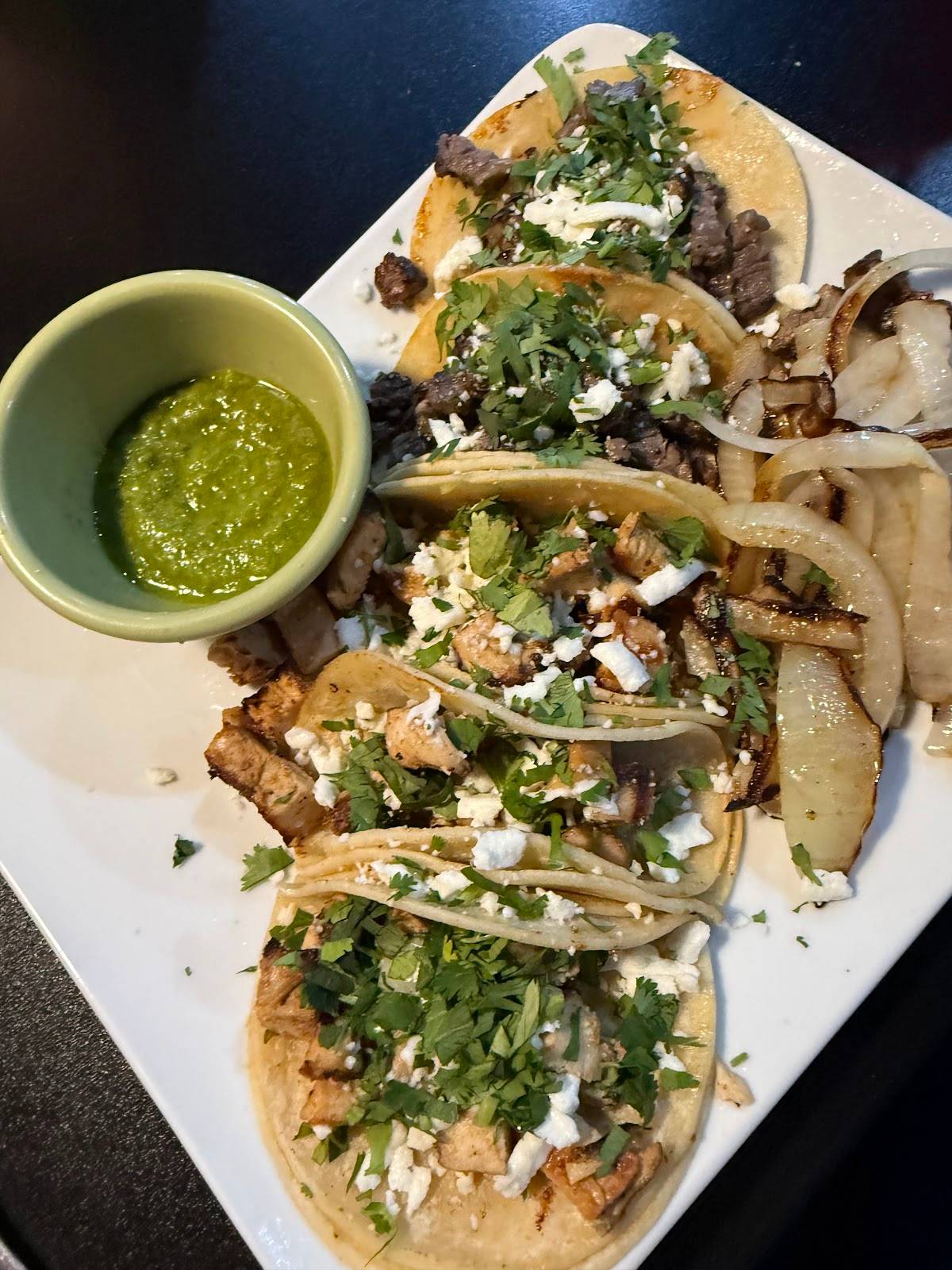 Picante Mexican and Seafood restaurant in Houston - photo 4