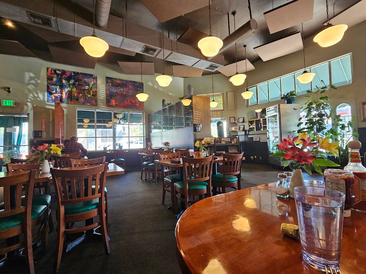 Hugo's West Hollywood restaurant in West Hollywood - photo 4
