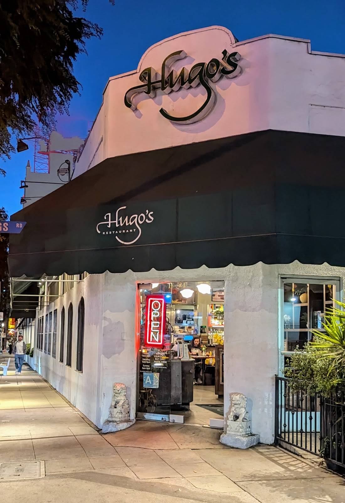 Hugo's West Hollywood restaurant in West Hollywood - photo 6