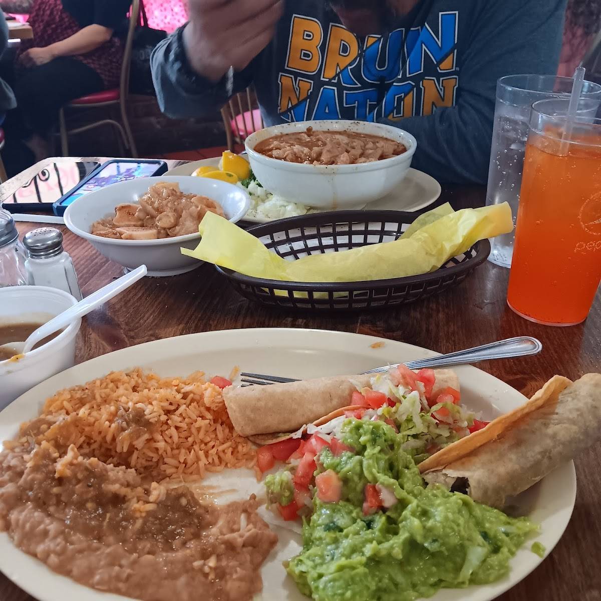 El Tepeyac Cafe restaurant in Los Angeles - photo 10