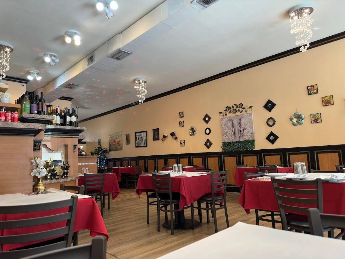 Sajna Indian Cuisine restaurant in Hollywood - photo 6