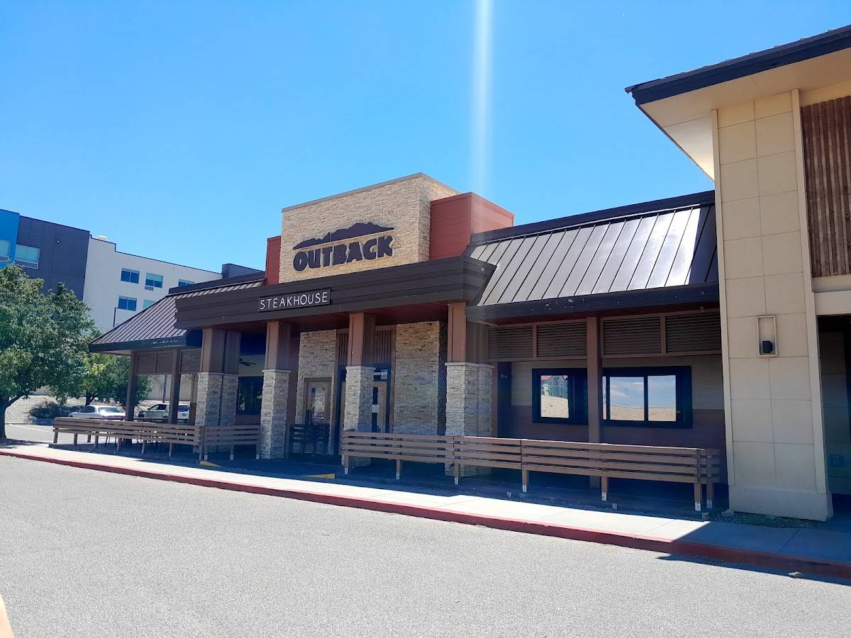 Outback Steakhouse restaurant in Albuquerque - photo 10