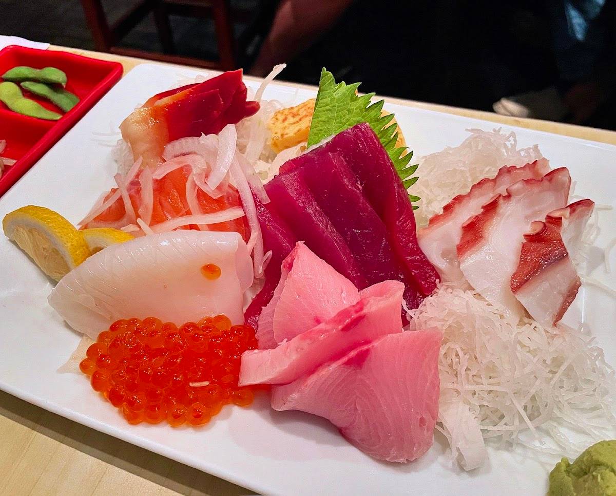 Yanagi Sushi restaurant in Honolulu - photo 8