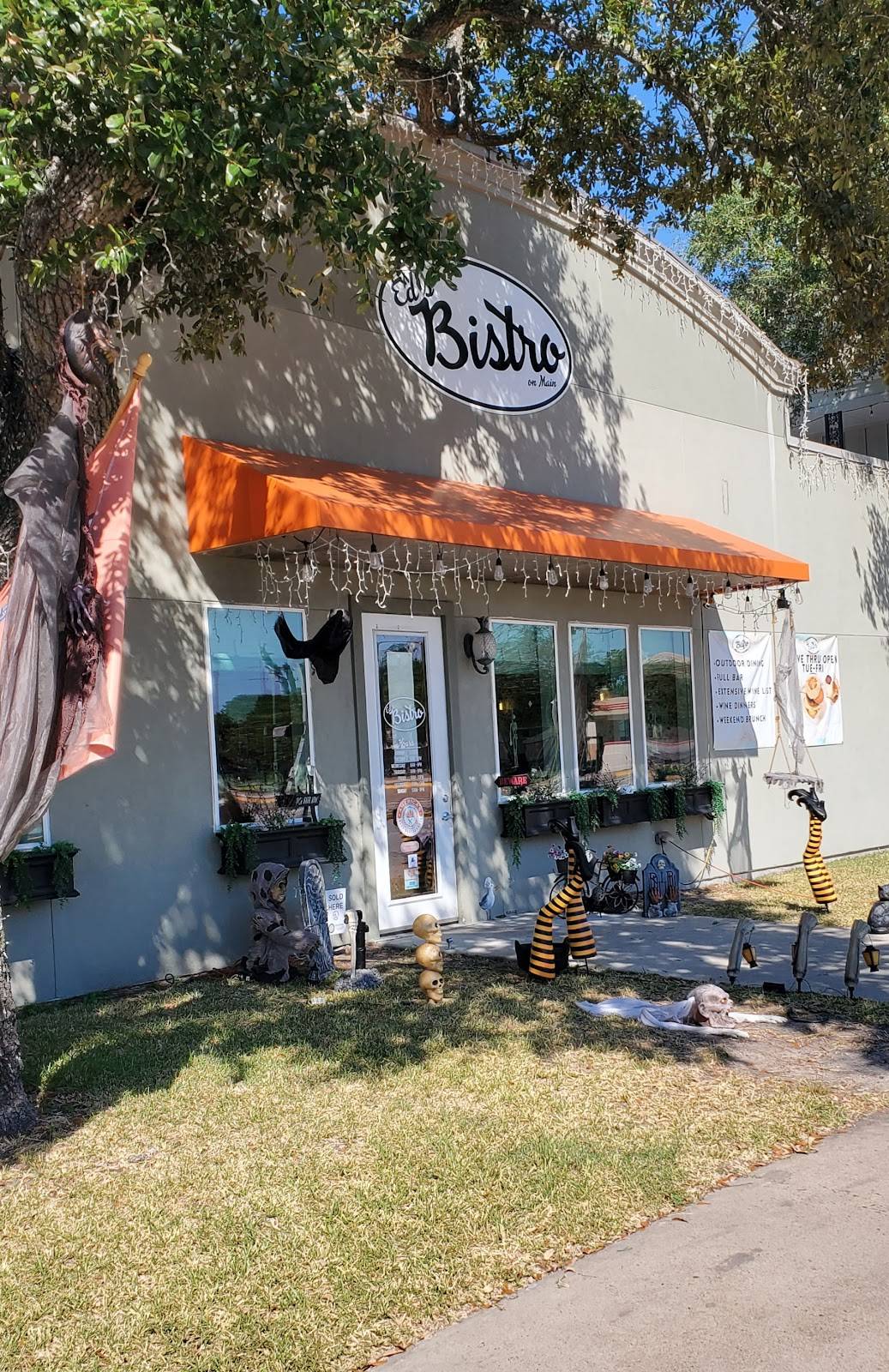Ed's Bistro restaurant in La Porte - photo 4