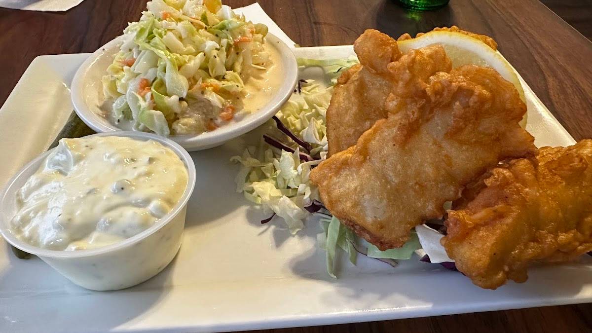 Quinn's Almost by the Sea restaurant in Kailua Kona - photo 4