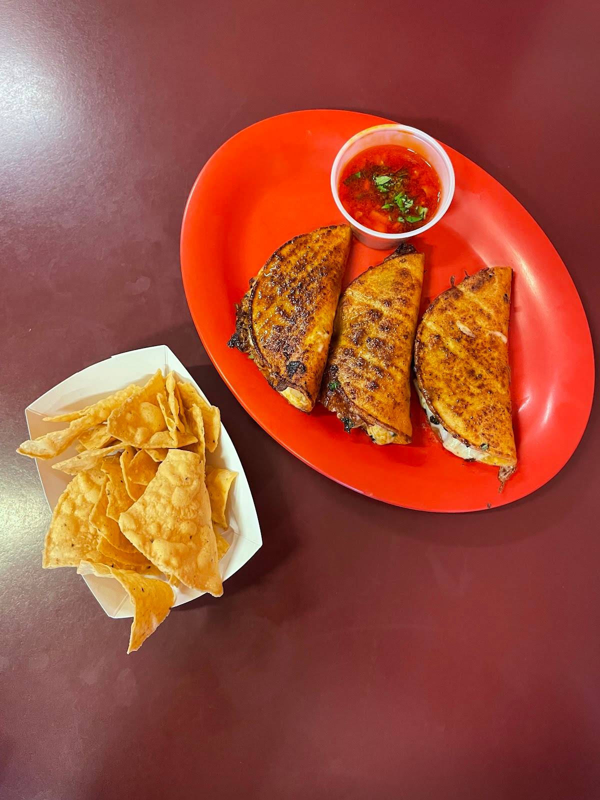 Estrella Taqueria restaurant in San Francisco - photo 3