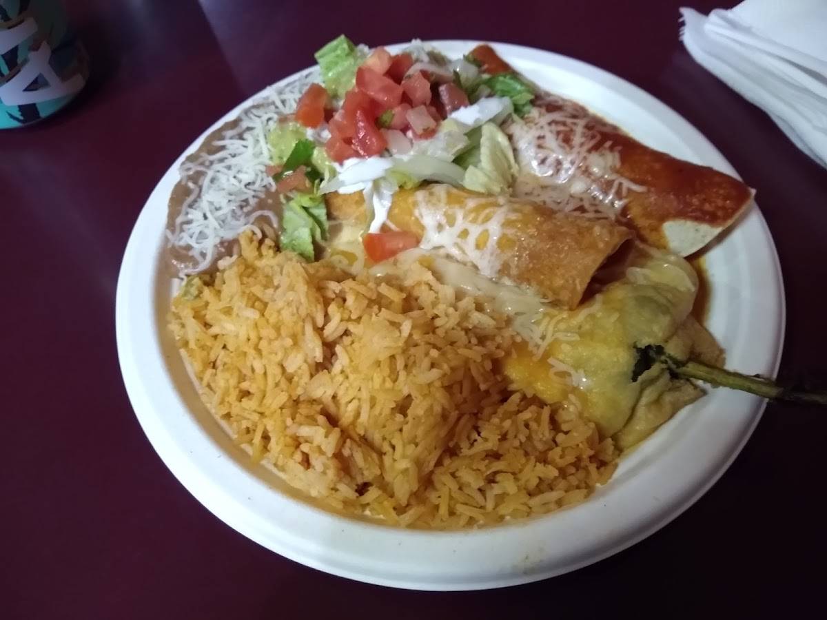 Estrella Taqueria restaurant in San Francisco - photo 4
