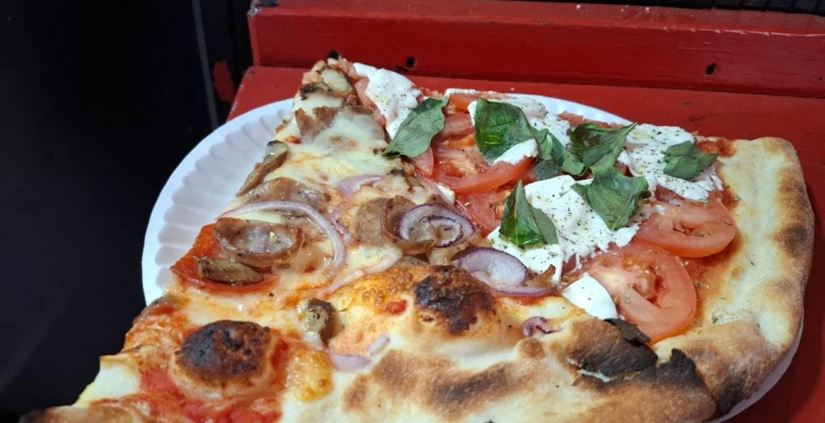 Joe's Pizza Broadway restaurant in New York City - photo 3