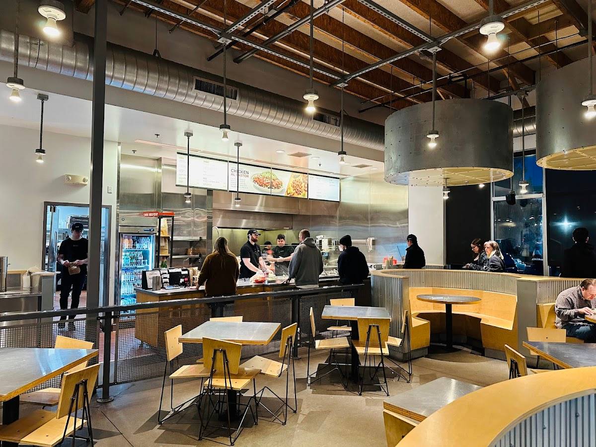 Chipotle Mexican Grill restaurant in Lynnwood - photo 4