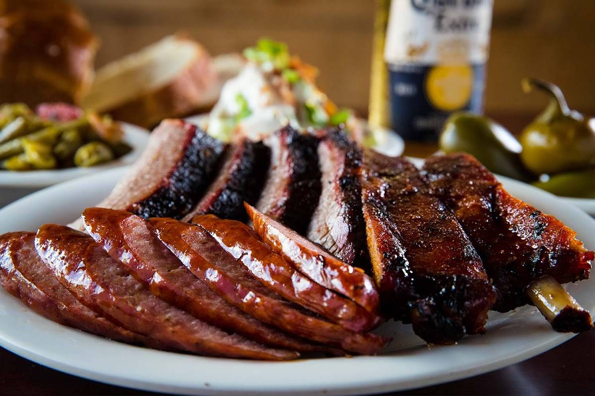 Tony's BBQ & Steakhouse restaurant in La Porte - photo 2