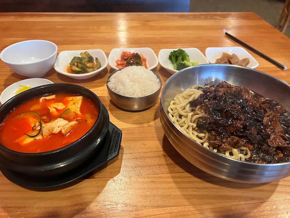 Taste Of Korea restaurant in Houston - photo 5