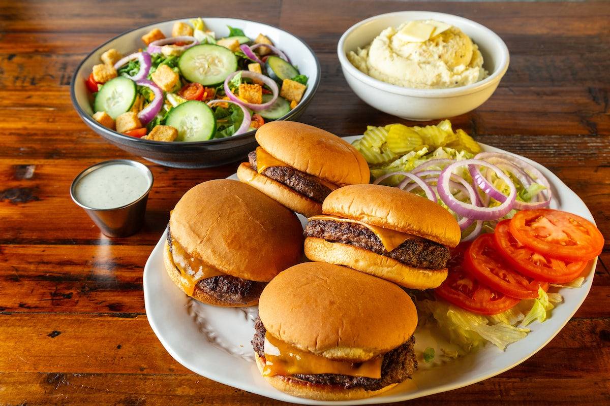 Willie's Grill & Icehouse restaurant in San Antonio - photo 3