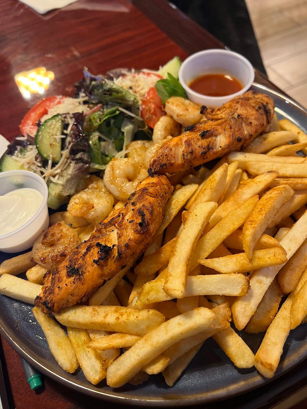 Red Sky Hookah Lounge Bar & Grill restaurant in Houston - photo 2