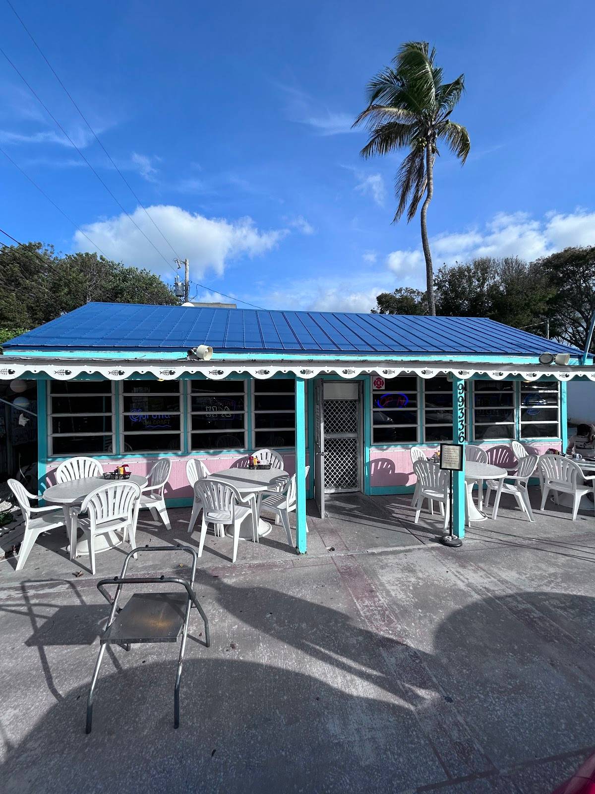 Mrs. Mac's Kitchen (Little) restaurant in Key Largo - photo 2