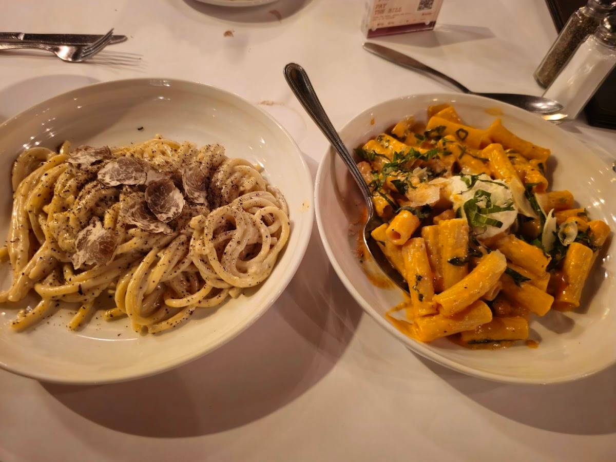Cafe Bionda restaurant in Chicago - photo 4