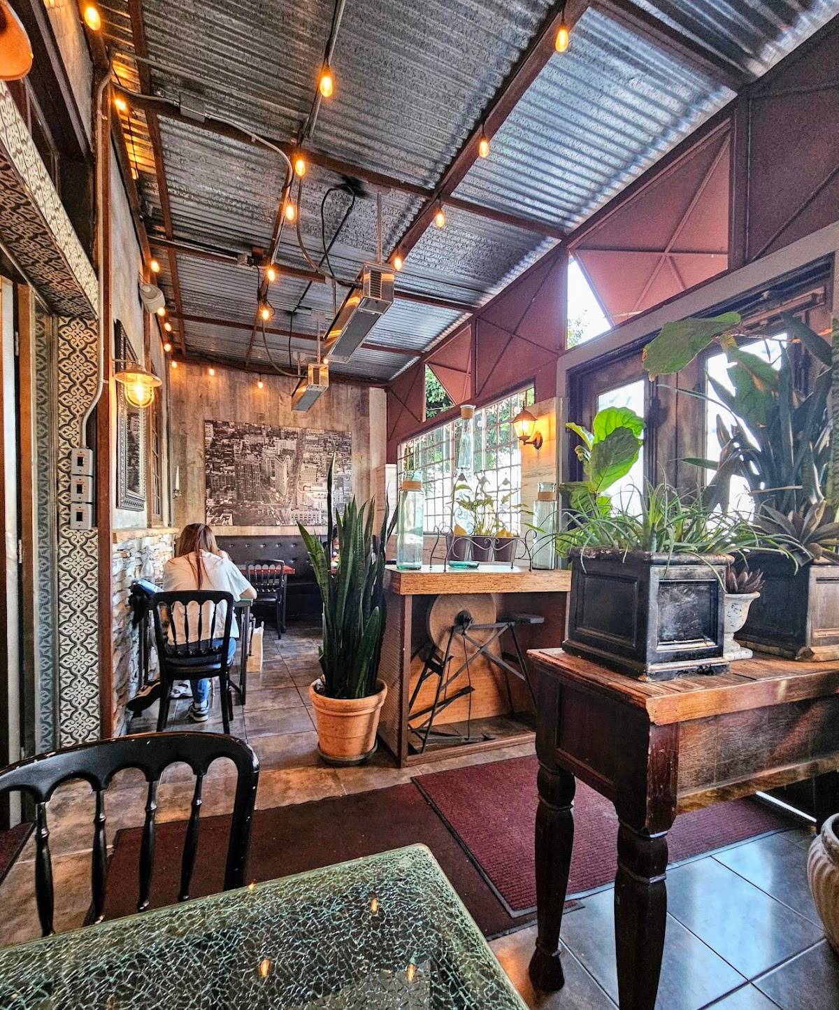 A Food Affair restaurant in Los Angeles - photo 2