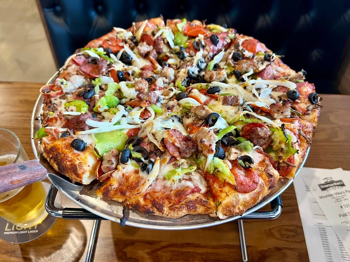 Mountain Mike's Pizza restaurant in Sparks - photo 3