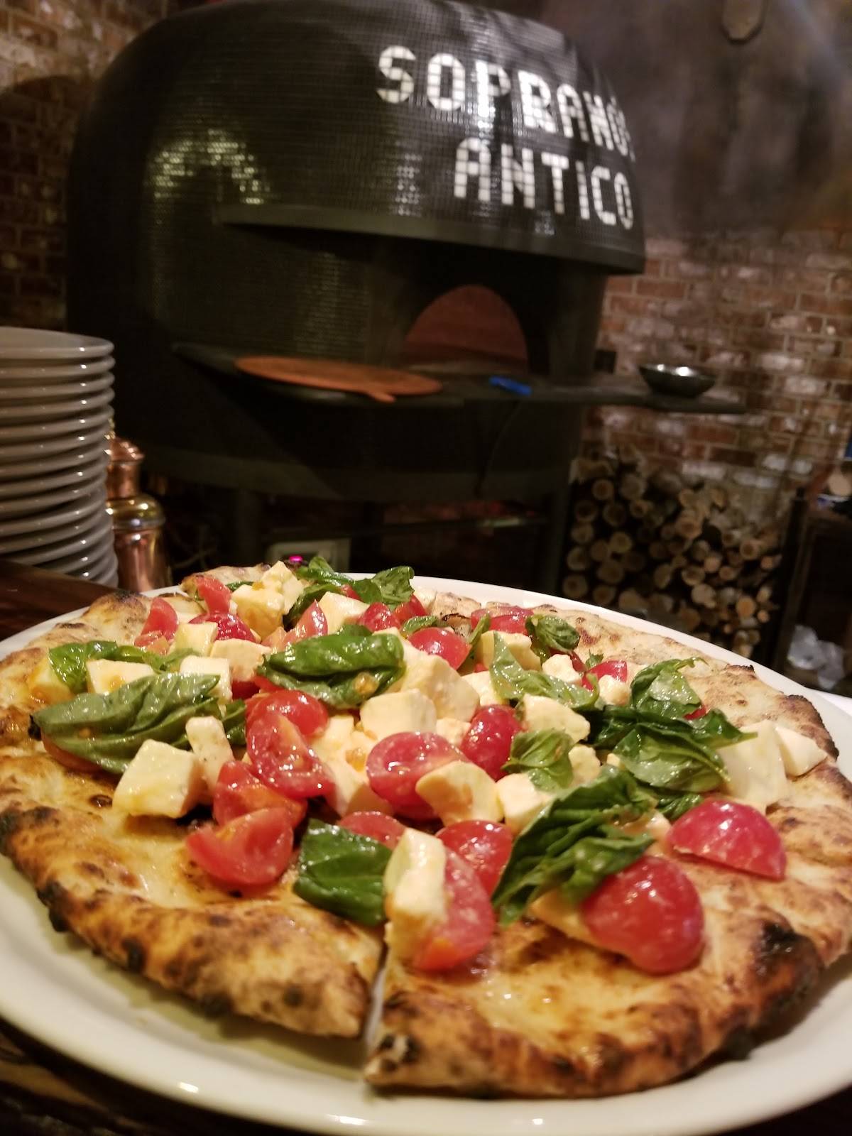 Sopranos Antico Pizza & Pasta restaurant in Seattle - photo 3