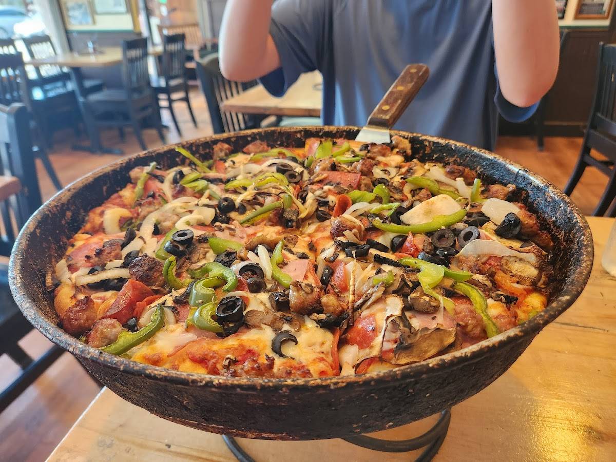 Pizz'A Chicago restaurant in Santa Clara - photo 5