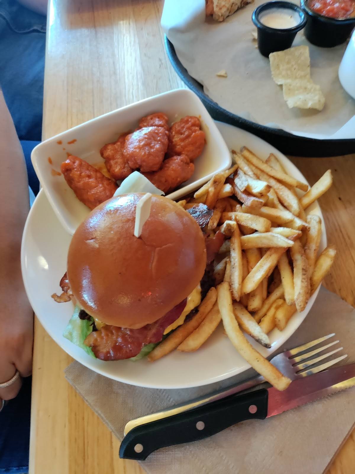 Applebee's Grill + Bar restaurant in Sparks - photo 5