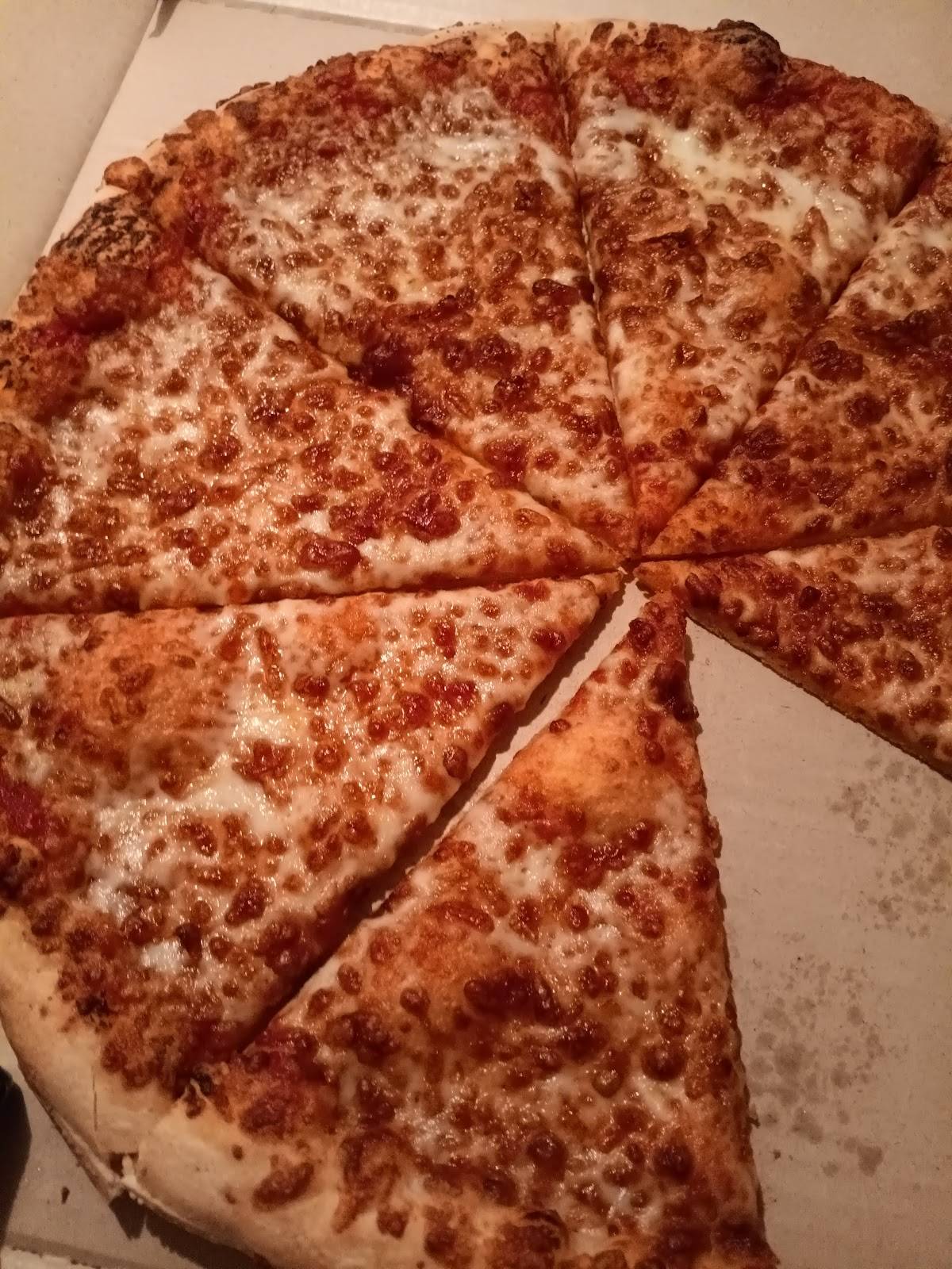 Pizza Hut restaurant in Reno - photo 3