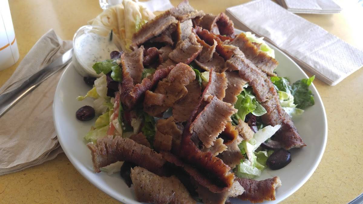 Daphne's restaurant in Redondo Beach - photo 2
