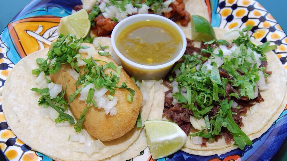 El Taco Veloz restaurant in Atlanta - photo 2