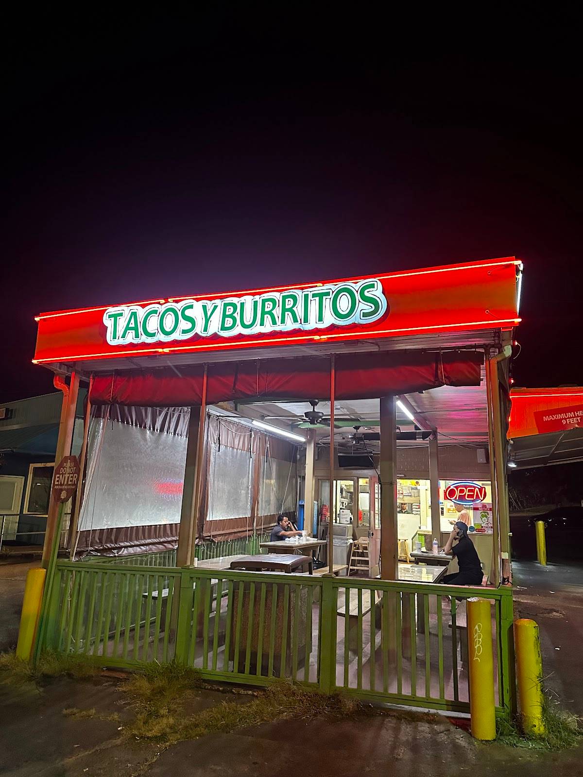 El Taco Veloz restaurant in Atlanta - photo 4