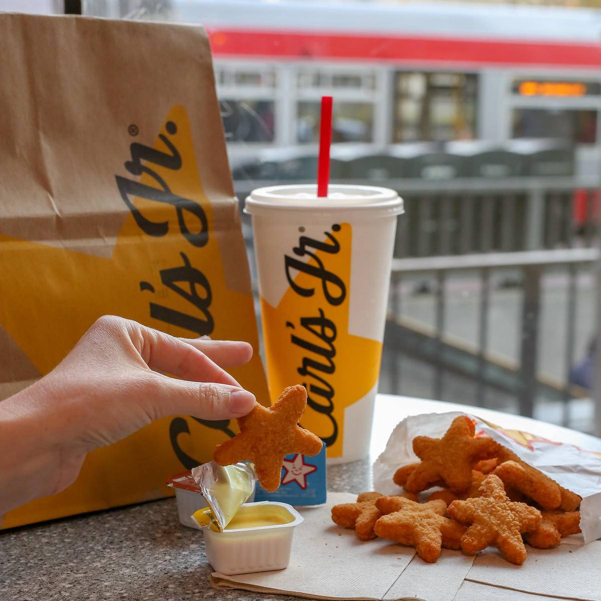 Carl’s Jr. restaurant in Reno - photo 2