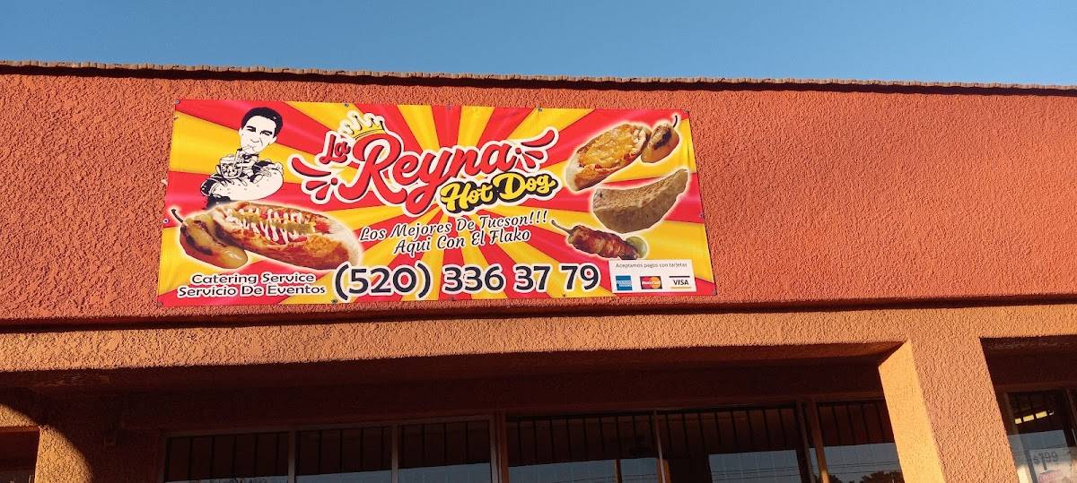 Hot Dogs La Reyna restaurant in Tucson - photo 4