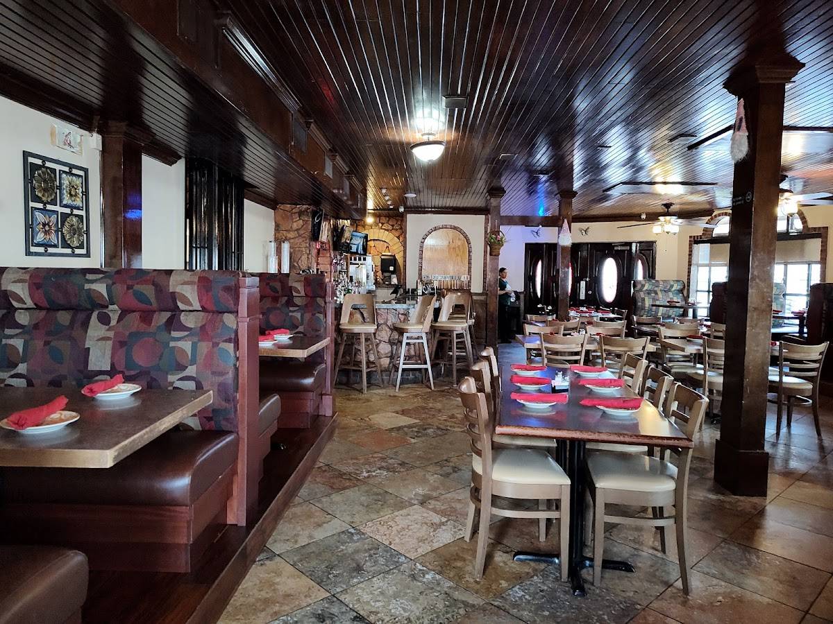 Spanish Flowers restaurant in Houston - photo 5