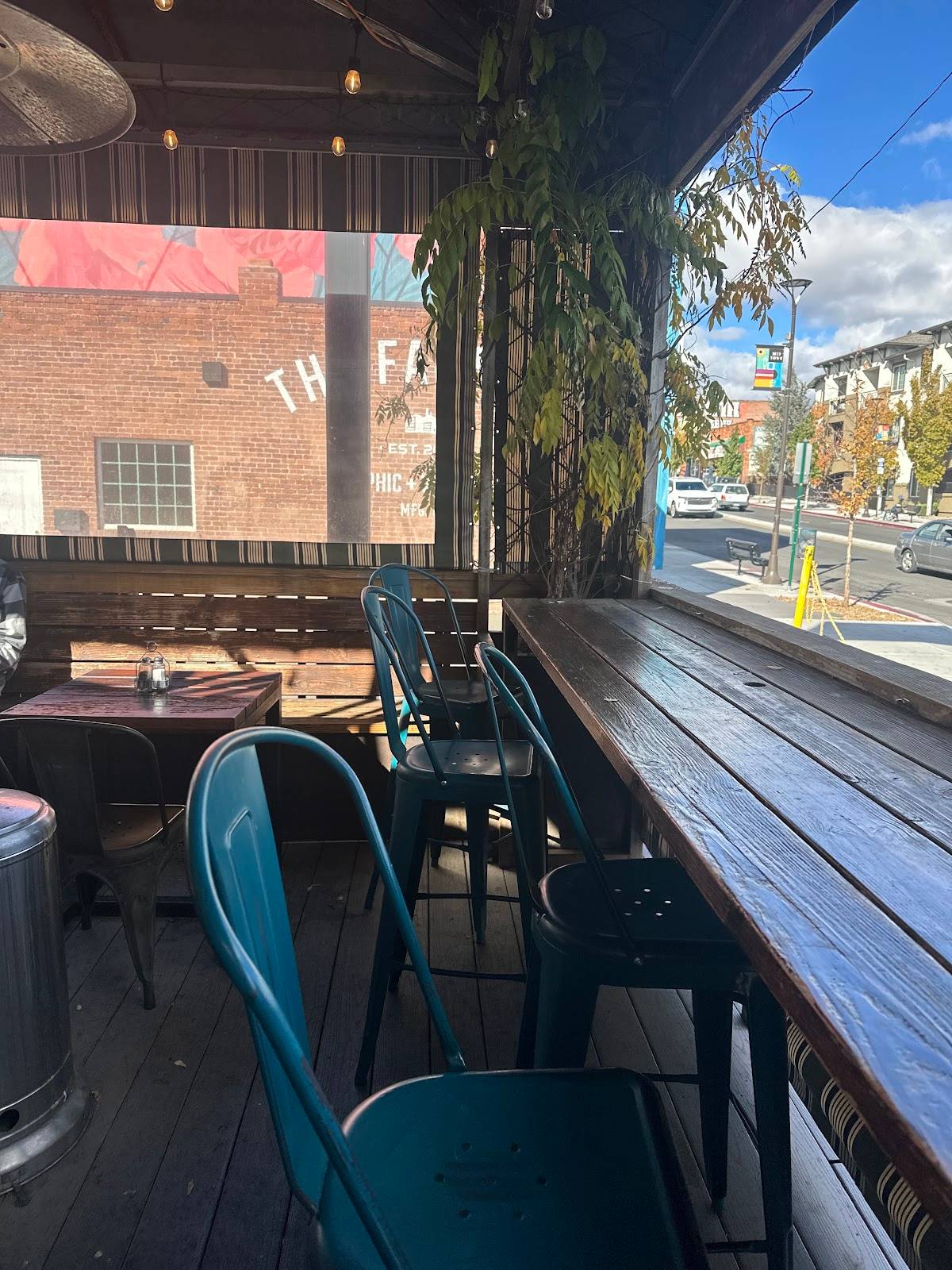 Süp restaurant in Reno - photo 3