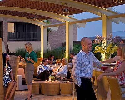 Pool Deck Cafe - Photo 3