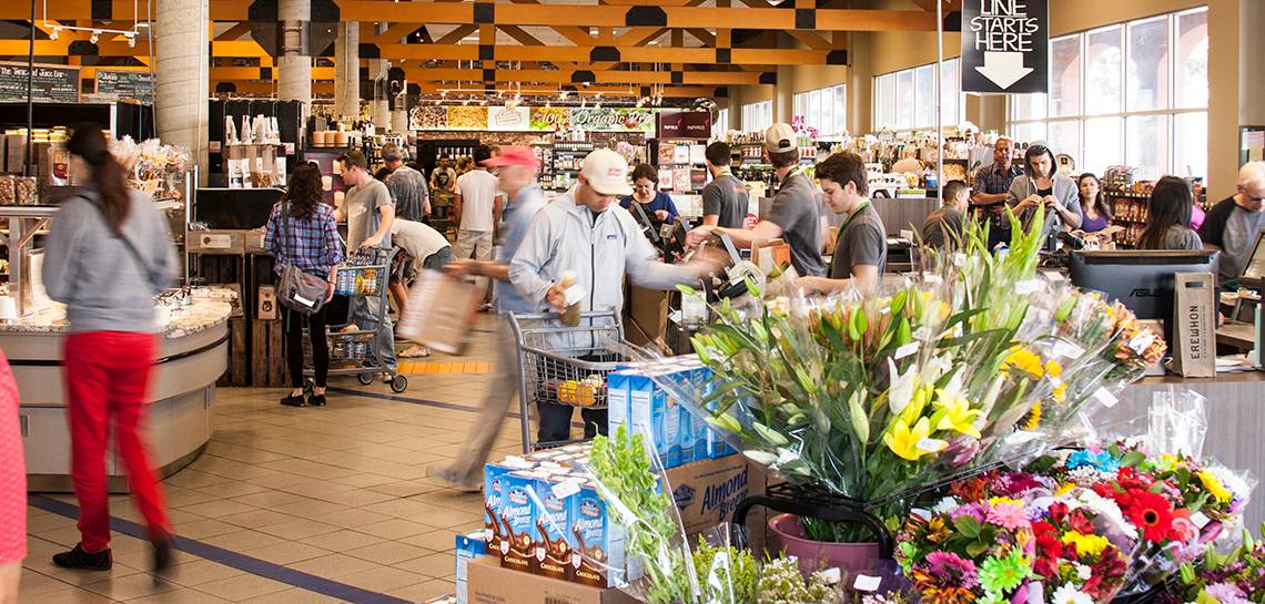 Erewhon Grove restaurant in Los Angeles - photo 2
