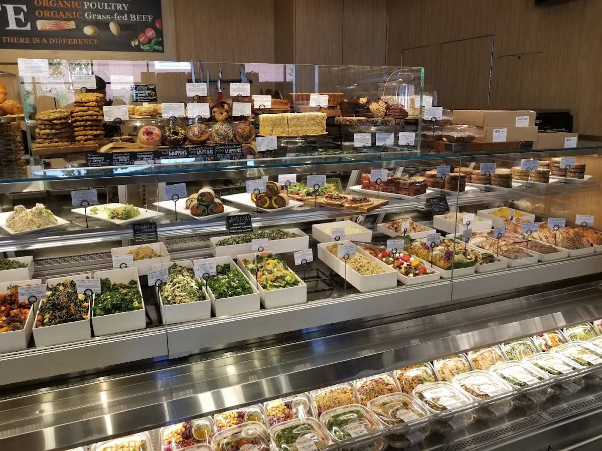 Erewhon Grove restaurant in Los Angeles - photo 4