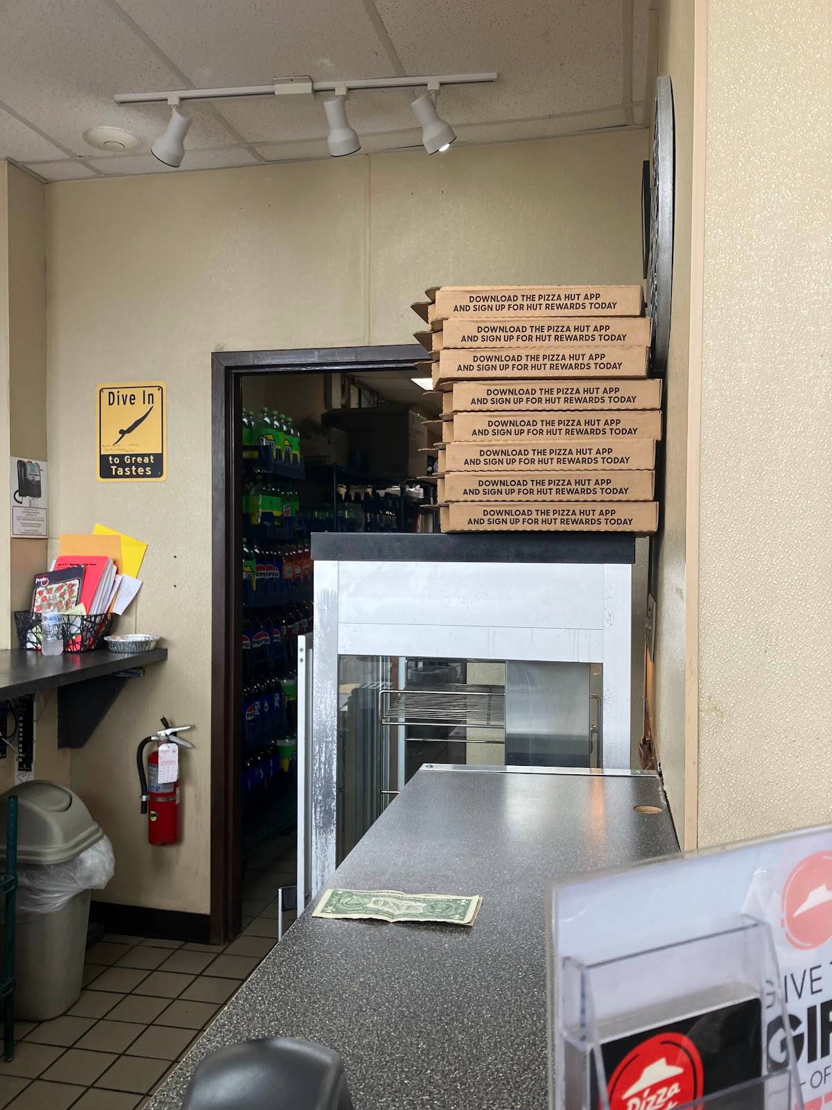 Pizza Hut restaurant in Homestead - photo 3