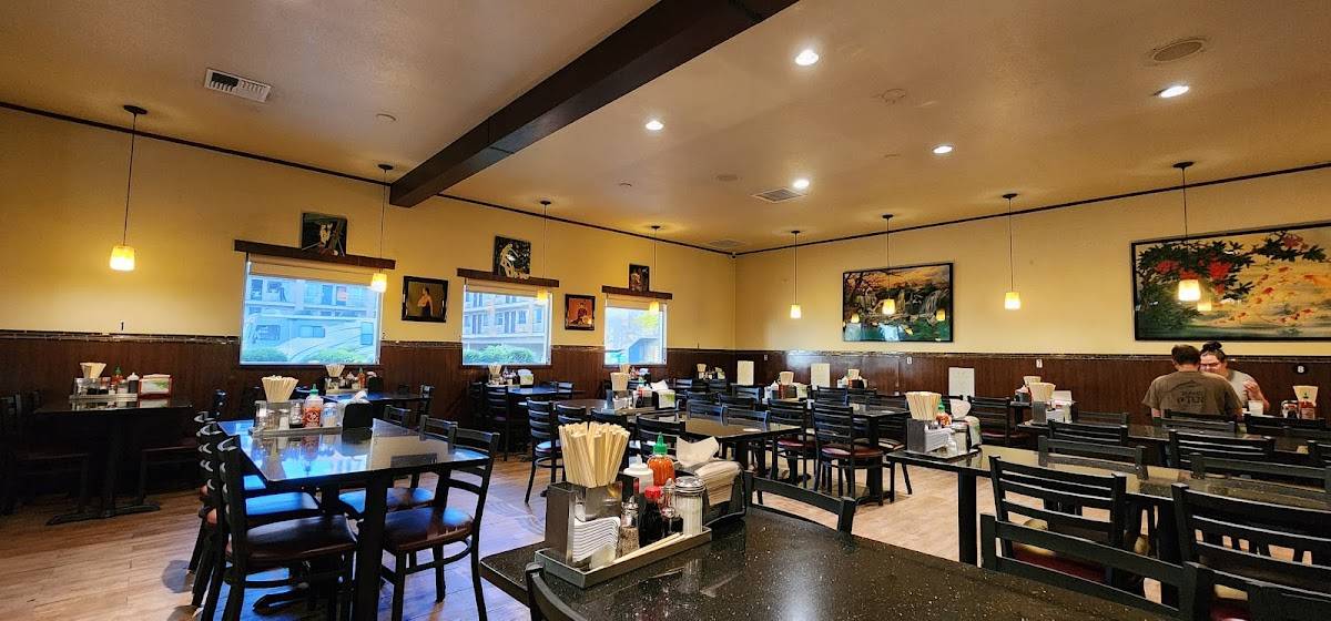 Golden Flower restaurant in Reno - photo 5